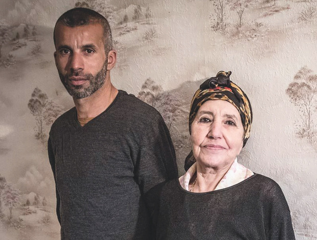 Visuel Portrait de Nadir Dendoune et de sa mère Messaouda 