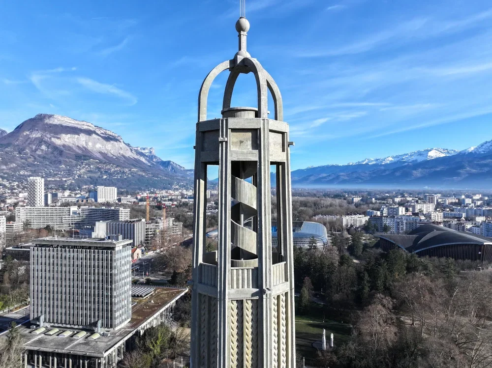 Photo en drone du haut de la tour Perret