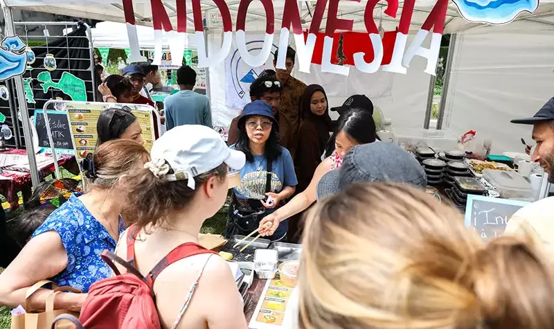 Des plats indonésiens étaient notamment proposés.