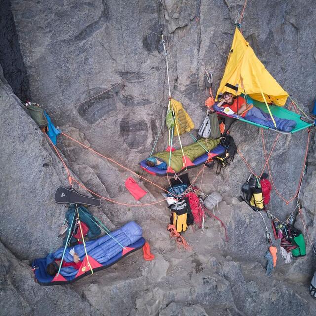Bivouac sur falaise